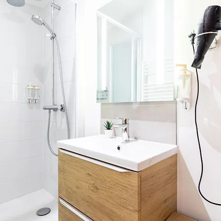 Lejlighed Guestready - Serene Near Champ De Mars Paris