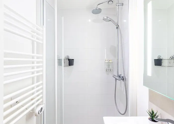 Guestready - Serene Near Champ De Mars Paris