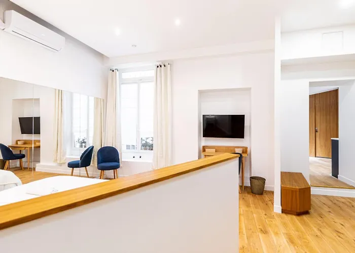Guestready - Serene Near Champ De Mars Lägenhet